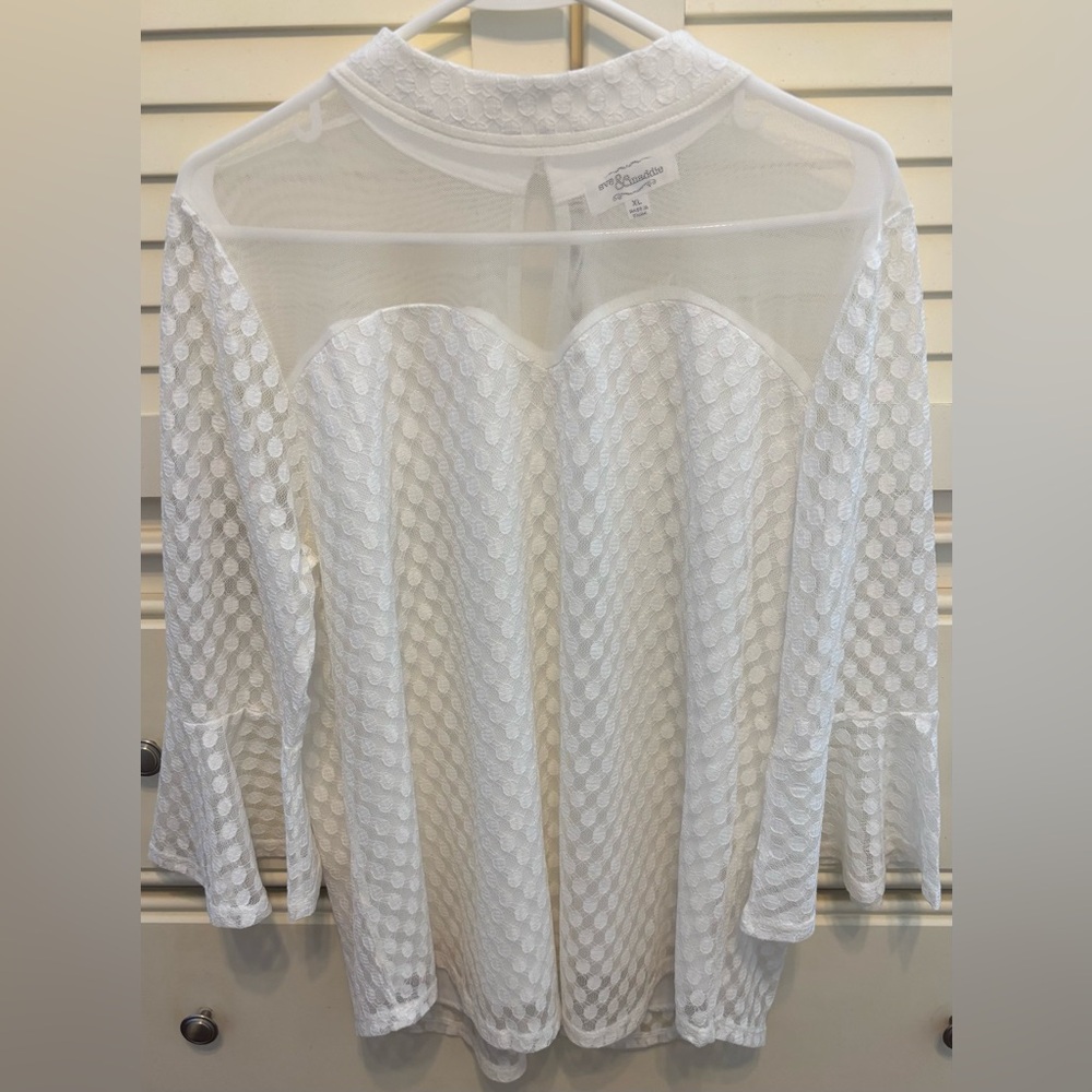 NWOT Eve & Maddie White Blouse Size XL